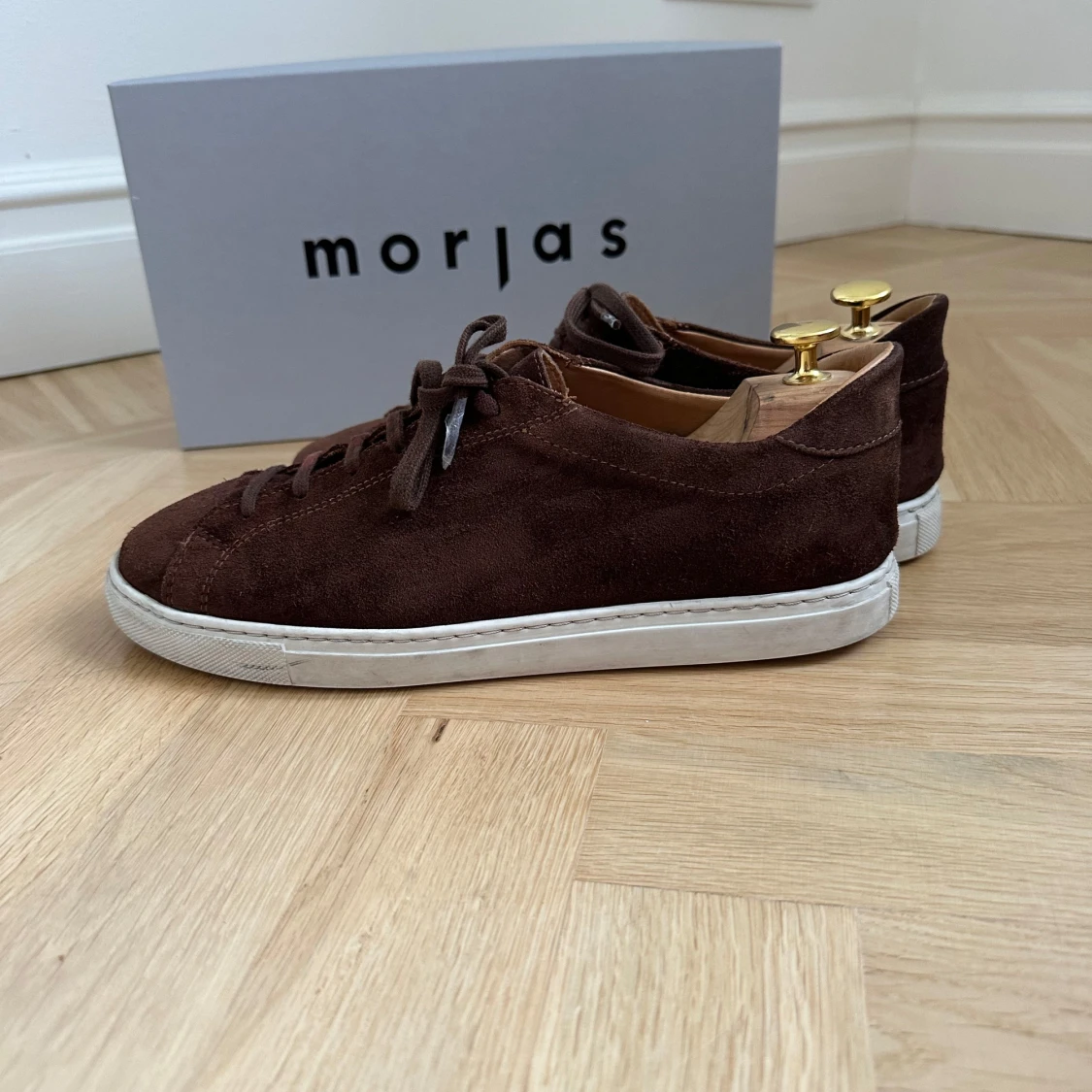 Bruna mockasneakers från Morjas - 1