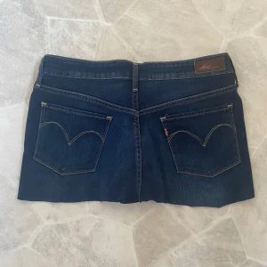 Levis kjol  - Mini kjol, i super skick!