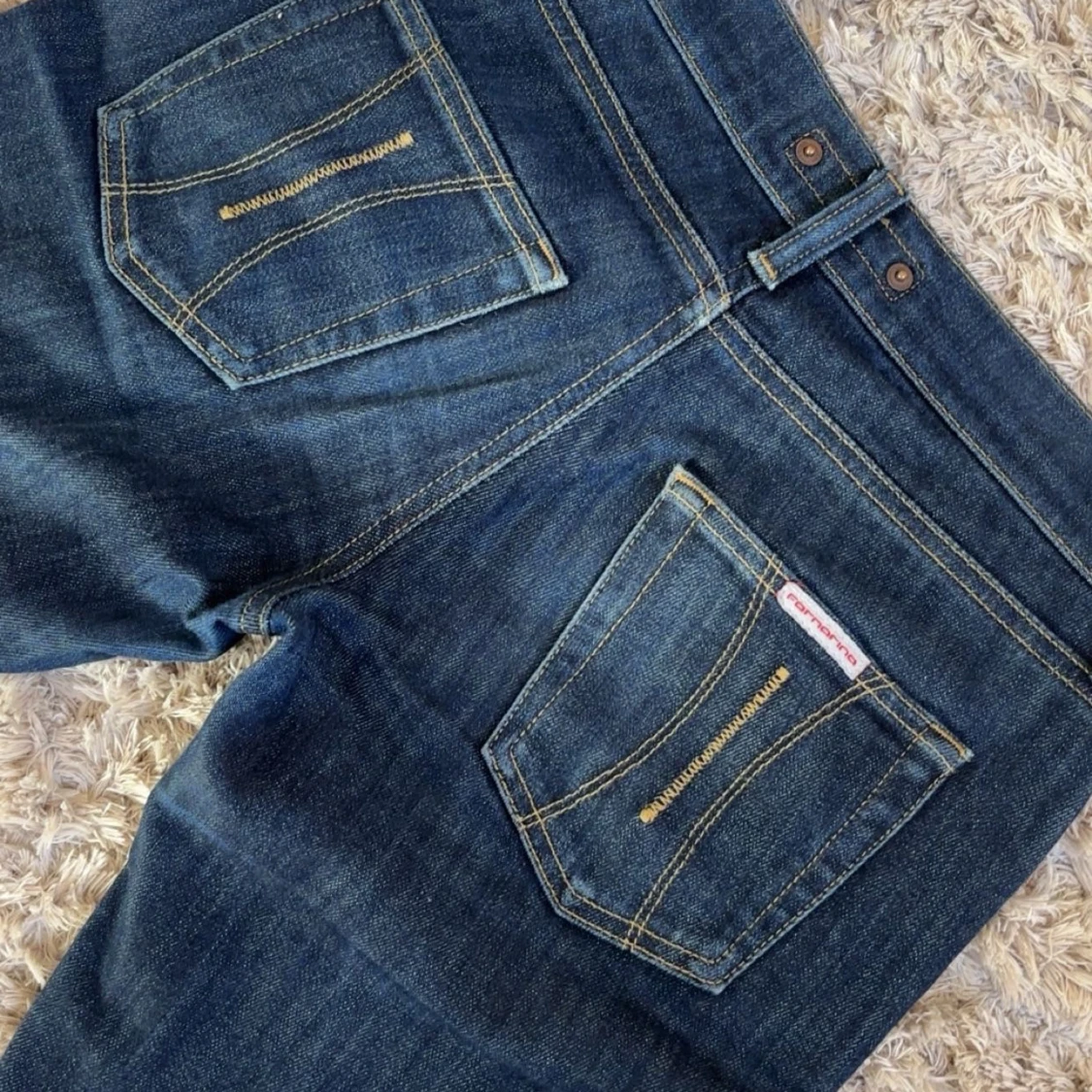 Mörkblå bootcut jeans 🥰 - 3