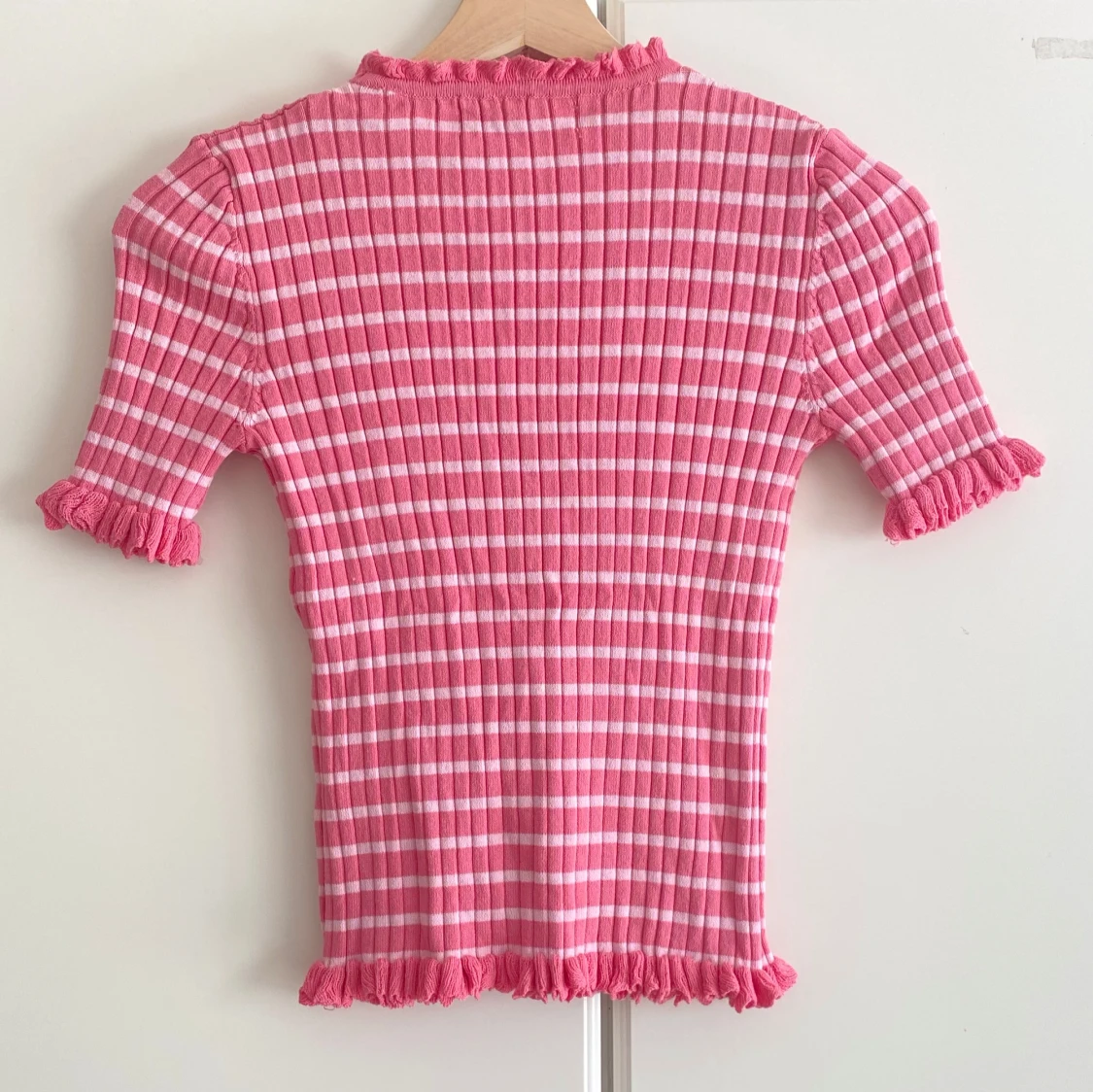 Rosa och vit randig topp från A View - 1