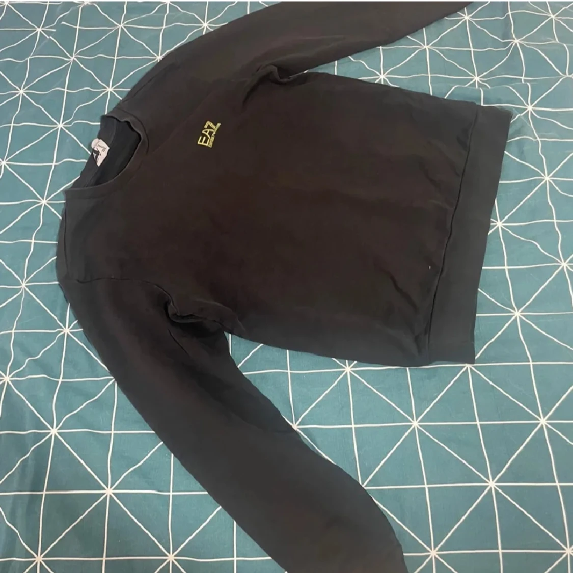 Svart EA7 sweatshirt med guld logga - 2