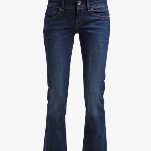 Jeans från g star  - Köpte ett par g star jeans på plick men de va för små för mig💞Dom är i storlek 24/30