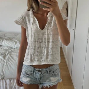 Vit blus - Söt vit blus⭐️