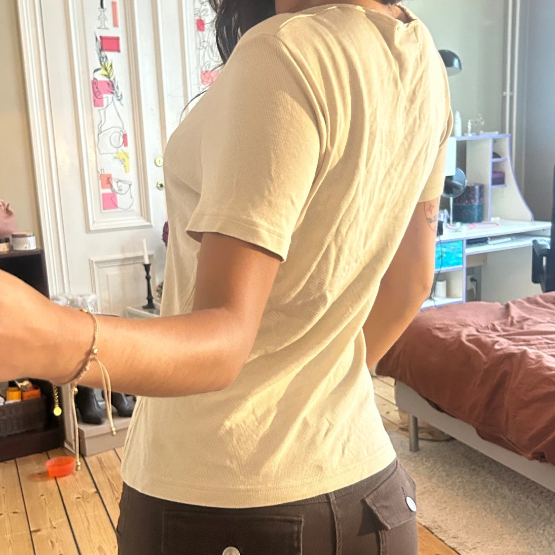 Basic beige tshirt - 1