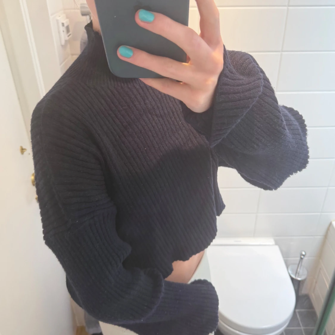  croppad stickad tröja - 2