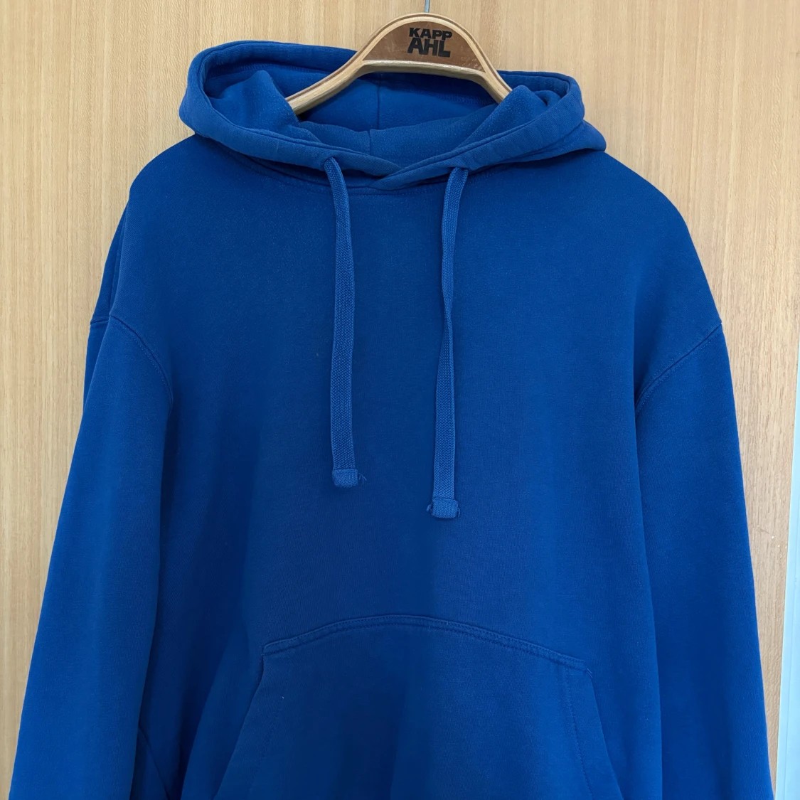 Blå hoodie från YOURTURN - 1