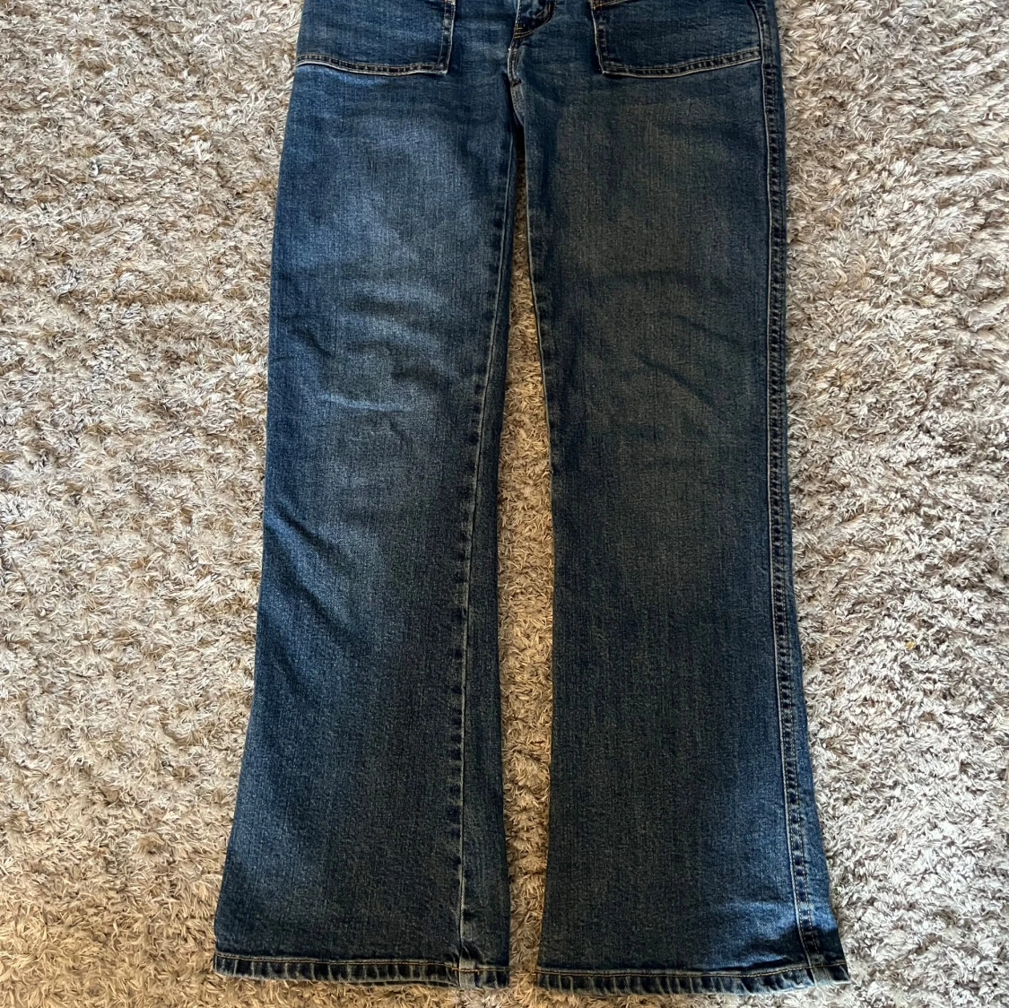 Blå bootcut jeans - 1