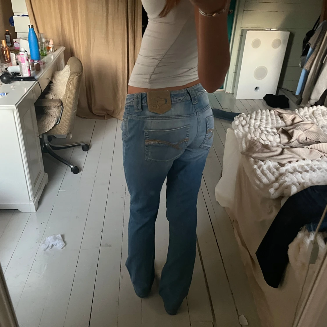 Ljusblå bootcut jeans  - 3