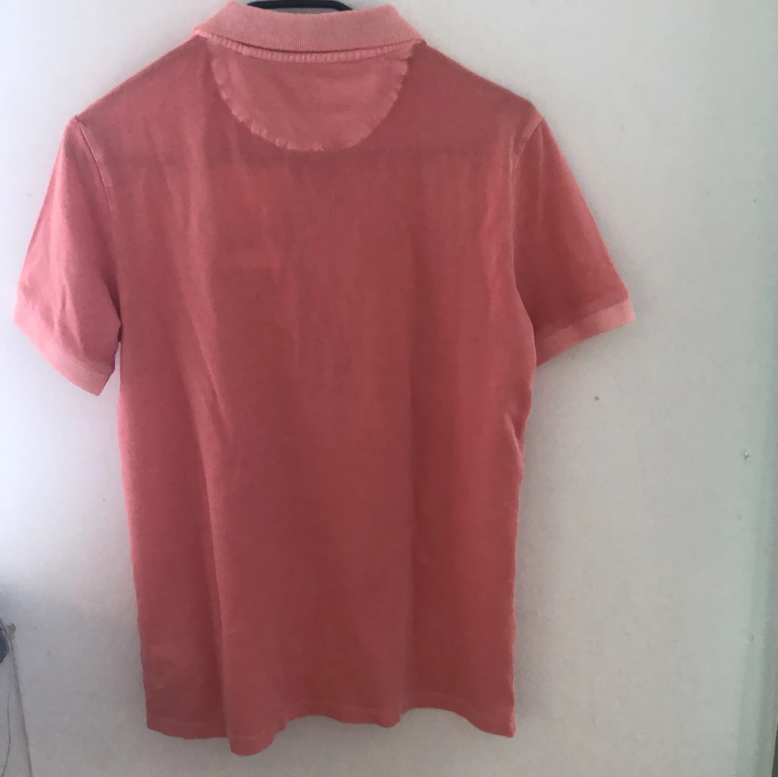 Peachy pink pikétröja från Gant - 1