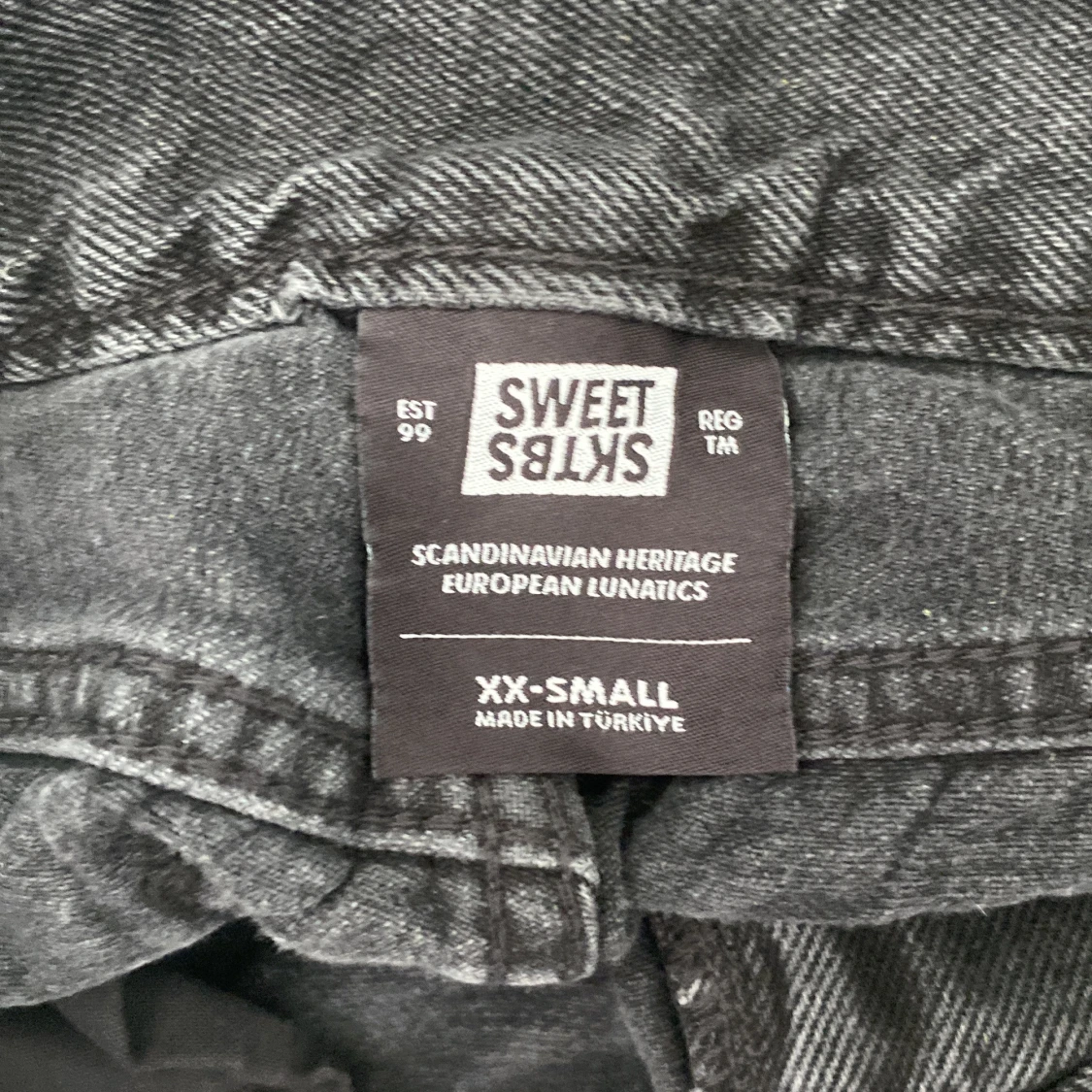 Svarta wide jeans Sweet SKTBS XXS - 2