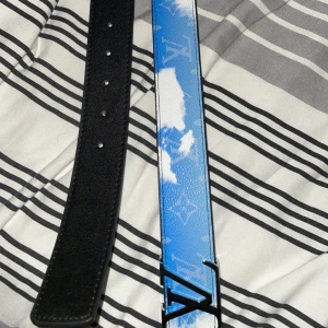 l/V bälte moln - moln bälte sällan man hittar denna så passa på