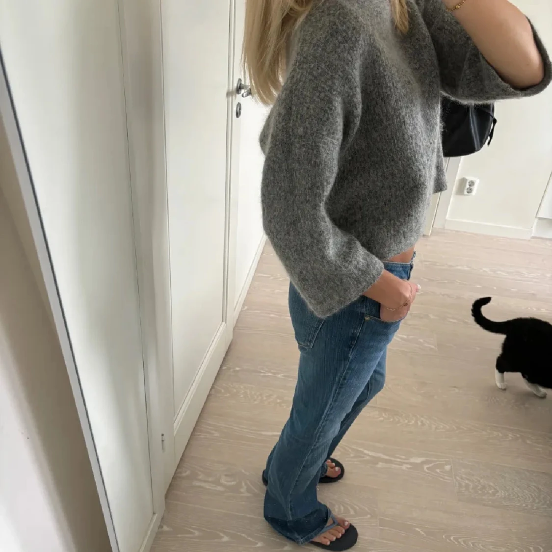 Grå stickad polotröja  - 4