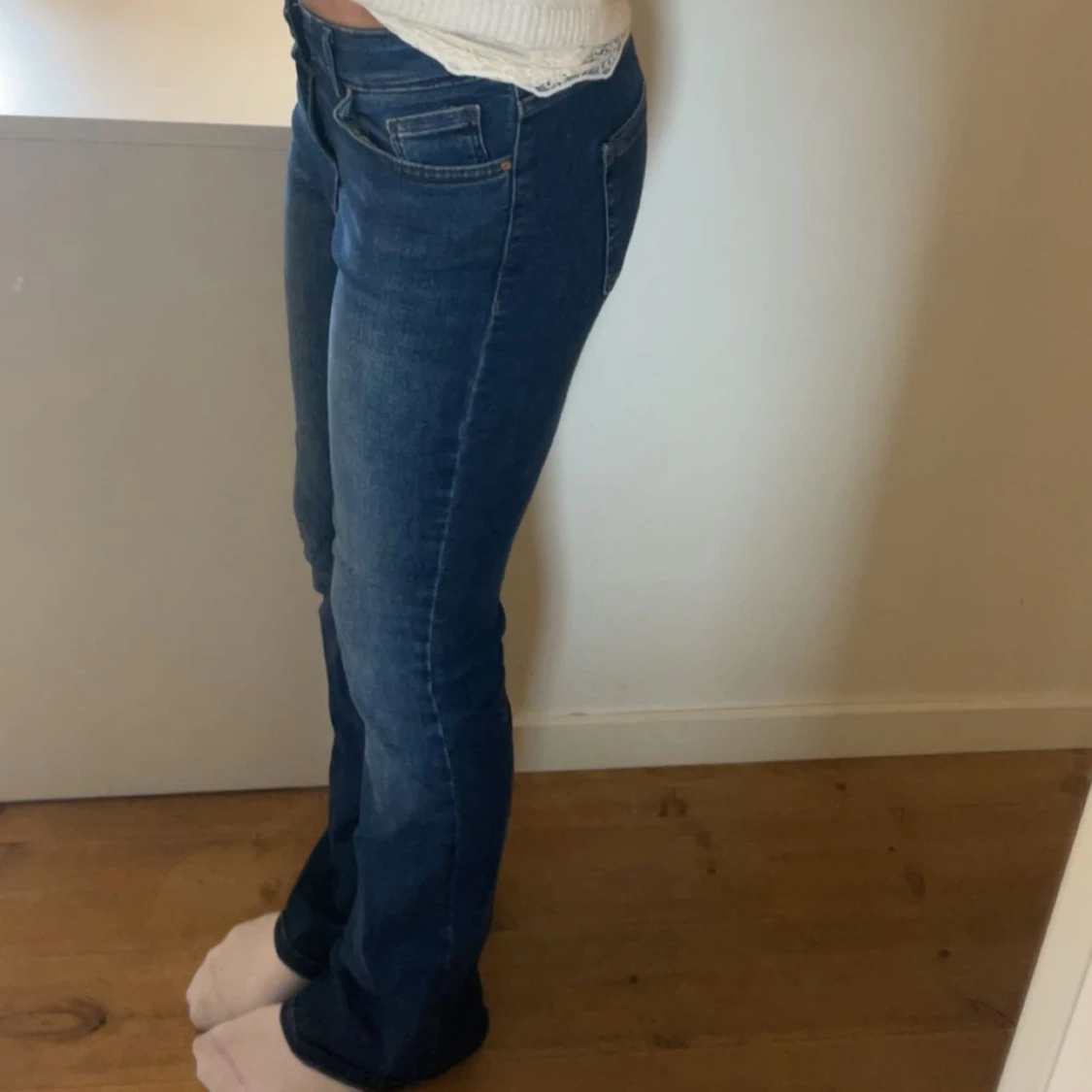 Lågmidjade bootcut jeans från ONLY - 1
