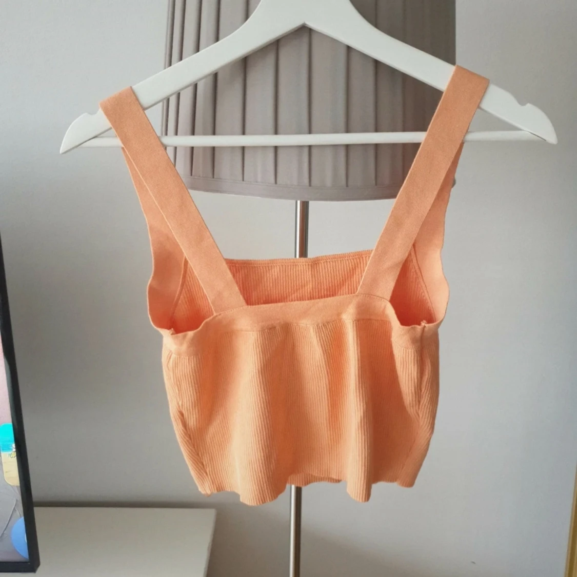 Persikofärgad ribbad linnetopp Zara - 1