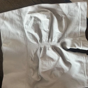 Gym shorts ljus grå -  Helt nya superfina impact likande där bak💞