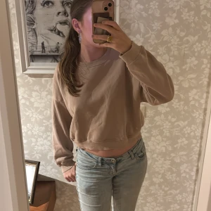 Fin Bege tröja från lager 157 - Väldigt najs och passar till det mesta