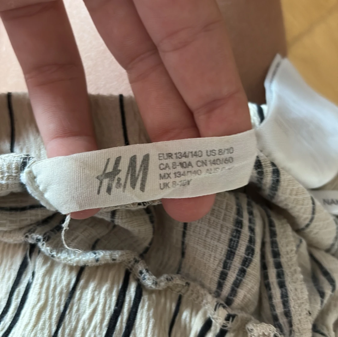 Randiga byxor med knyt från H&M - 2