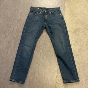 Levi's 502 jeans - Levi’s 502 i storlek 31 32. Använt 1 gång, säljer pga storlek