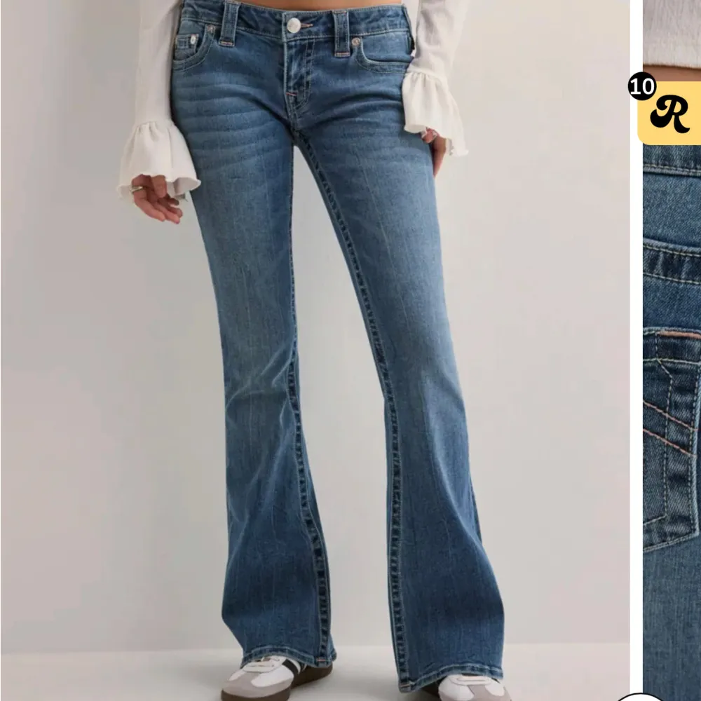 Säljer helt nya och oanvända jeans från True Religion. Det har endast provats en gång och har sedan dess legat i paketet. Storlek W26 helt slutsålda på hemsidan. Nypris 1399kr. Säljer för 1000kr. Vill ni ha egna bilder för preferens så skriv 💕. Farkut & Housut.