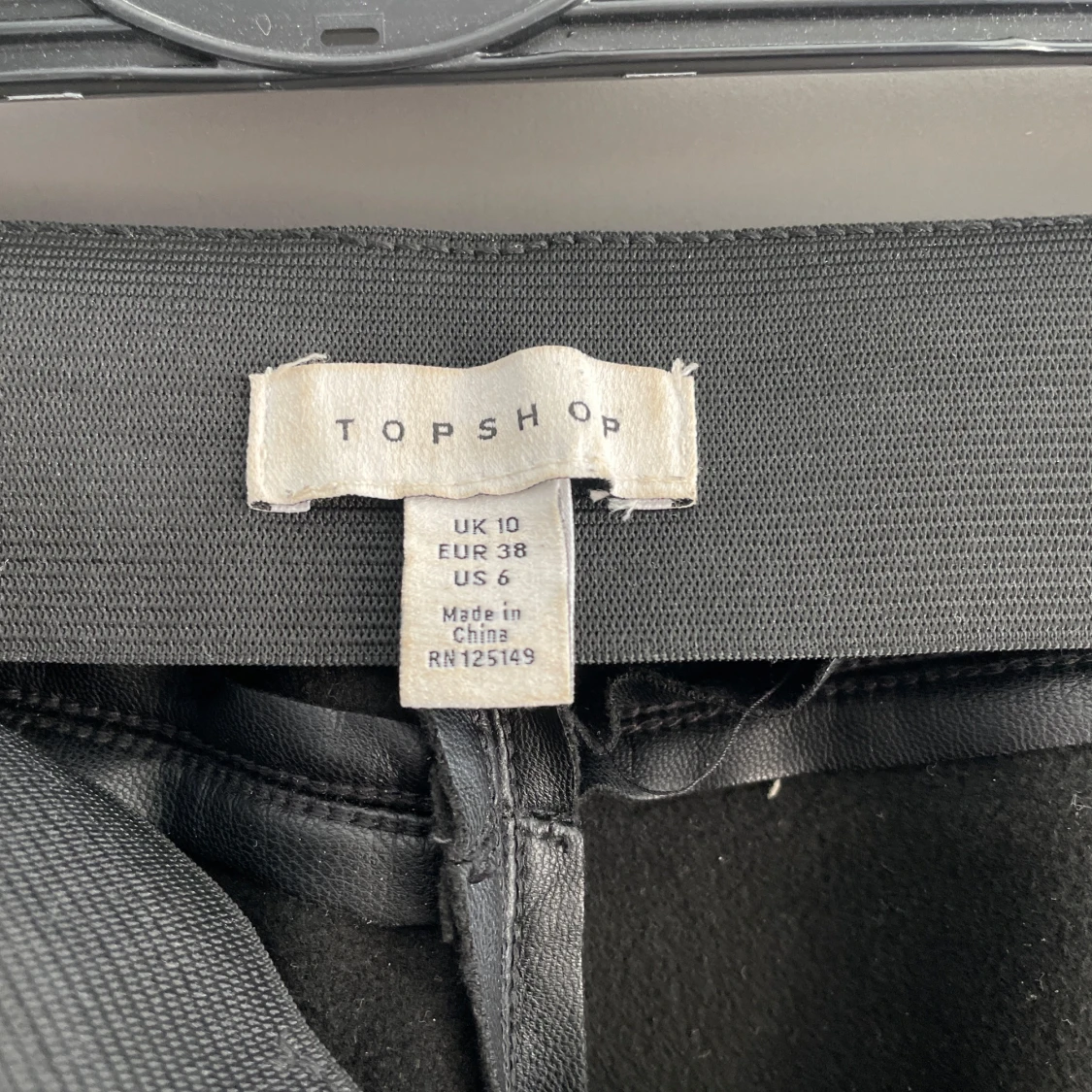 Svarta läderbyxor - 2