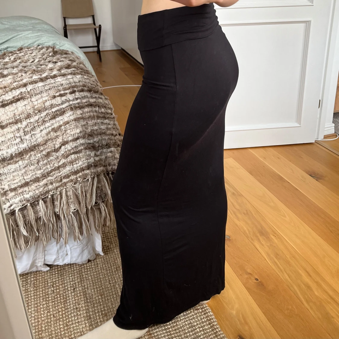 Svart maxikjol folded GinaTricot  - 1