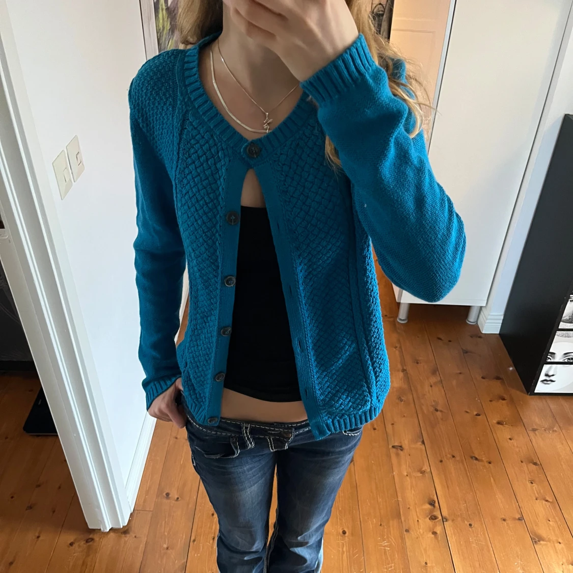 Blå stickad kofta från Esprit