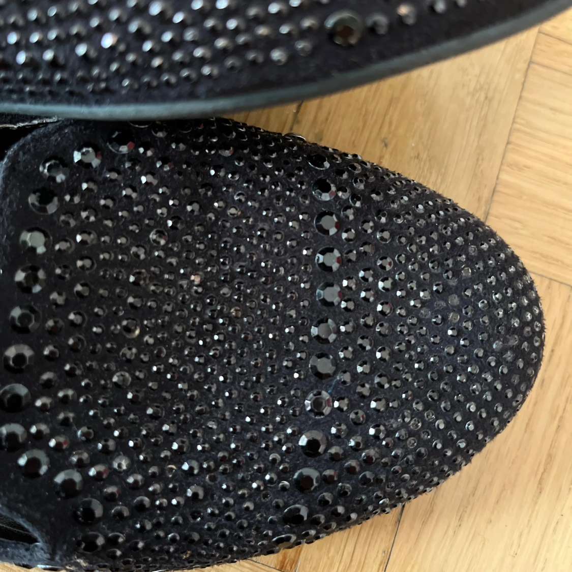 Svartglittriga ballerinaskor - 2