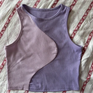 Croptop - Söt liten lila croptop i storlek M. Sparsamt använd. 