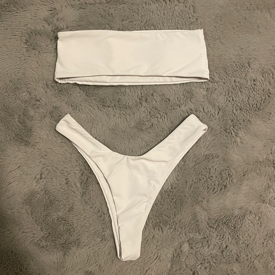 Bandeau Highwaisted Bikini  - 1