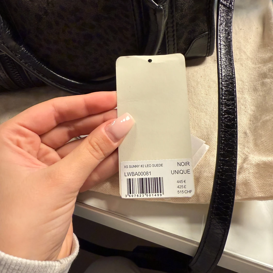 Svart handväska från Zadig & Voltaire - 3