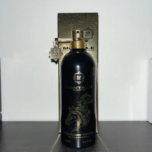 Montale arabians tonka 100ml - Säljer min montale arabians tonka 100ml och har sprejat den 3 gånger.