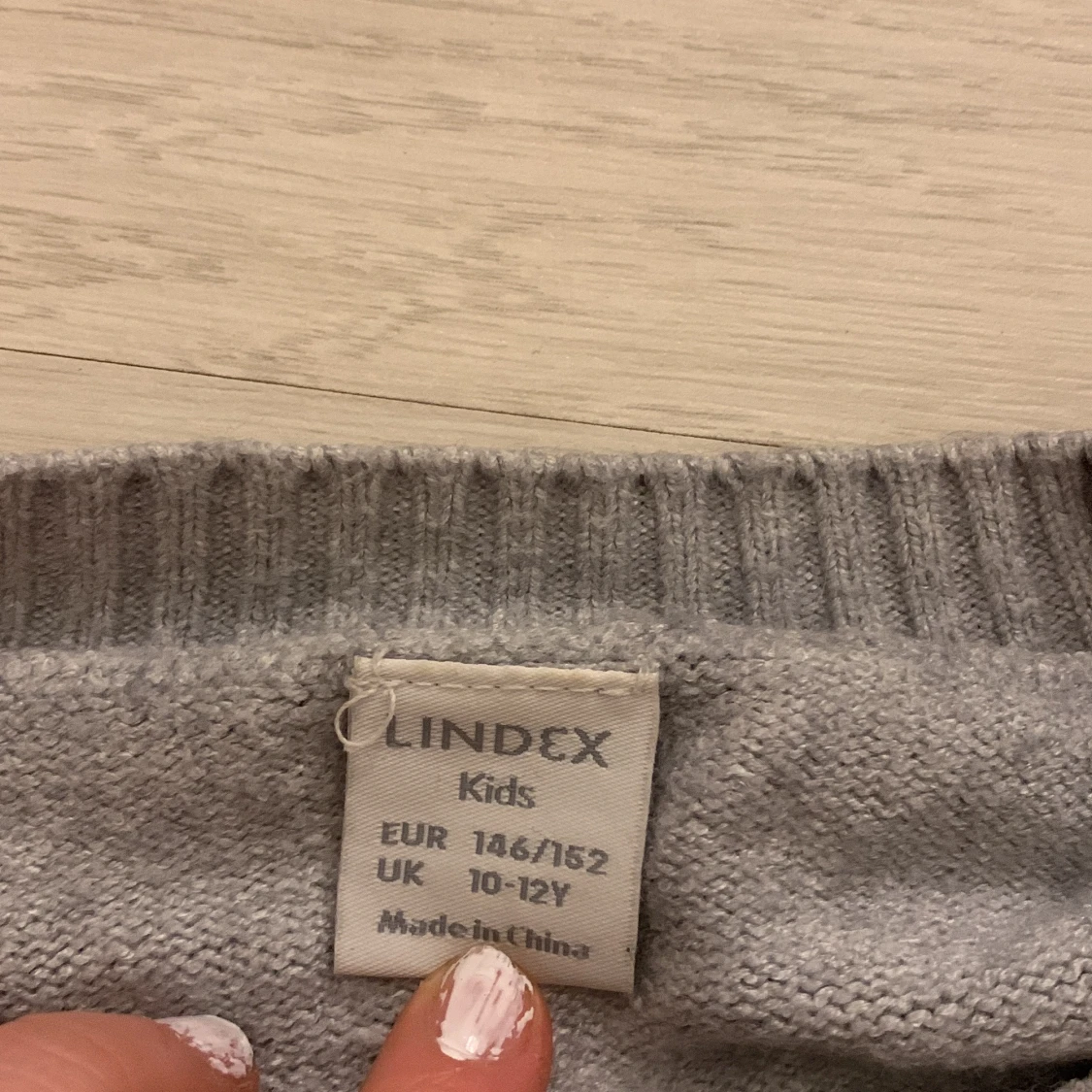 Lindex ljus grå stickad tröja,storlek 145/152 kids - 90