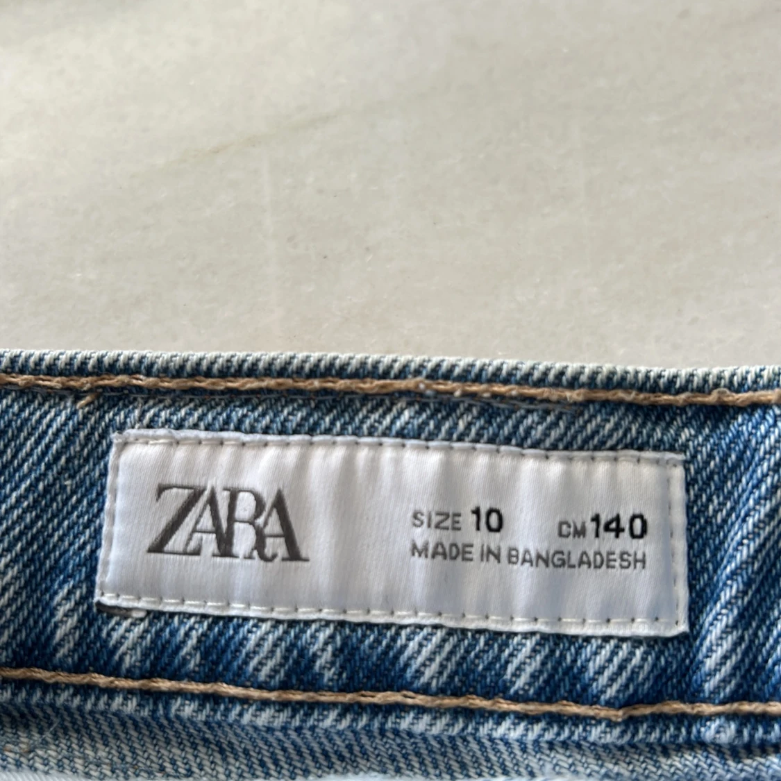 Blå jeansshorts från Zara - 2