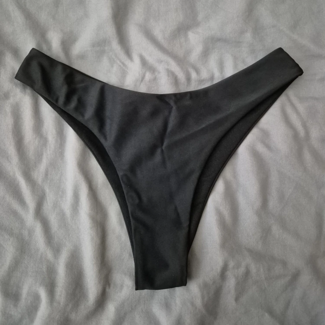 Svarta bikiniunderdel - 1