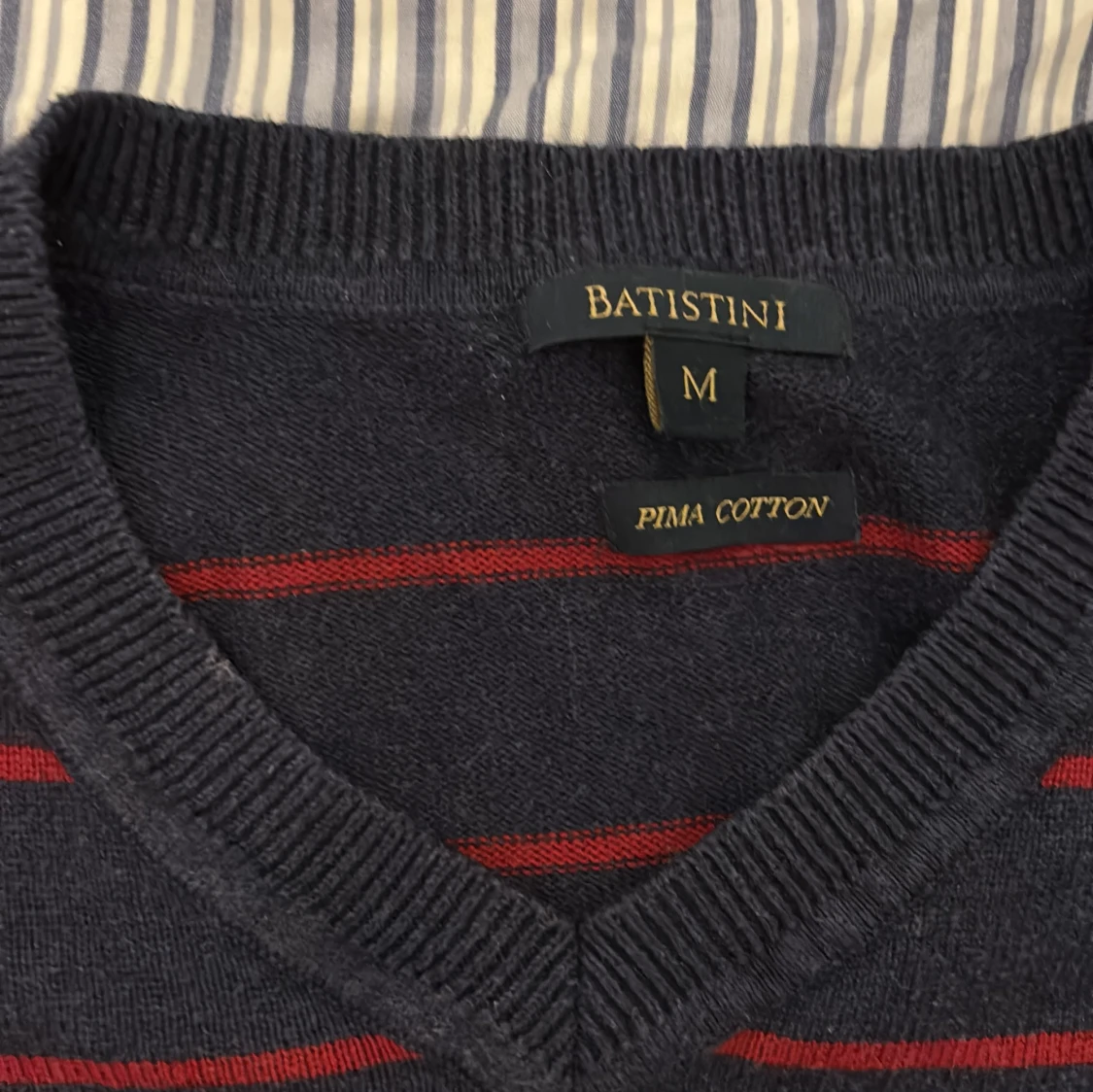 Randig mörkblå tröja från Batistini - 1