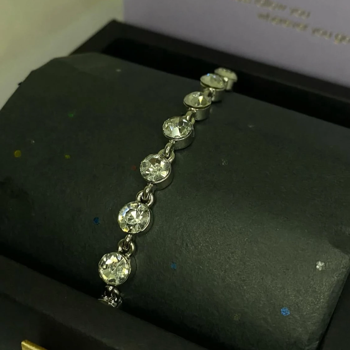 Silverarmband med stora stenar