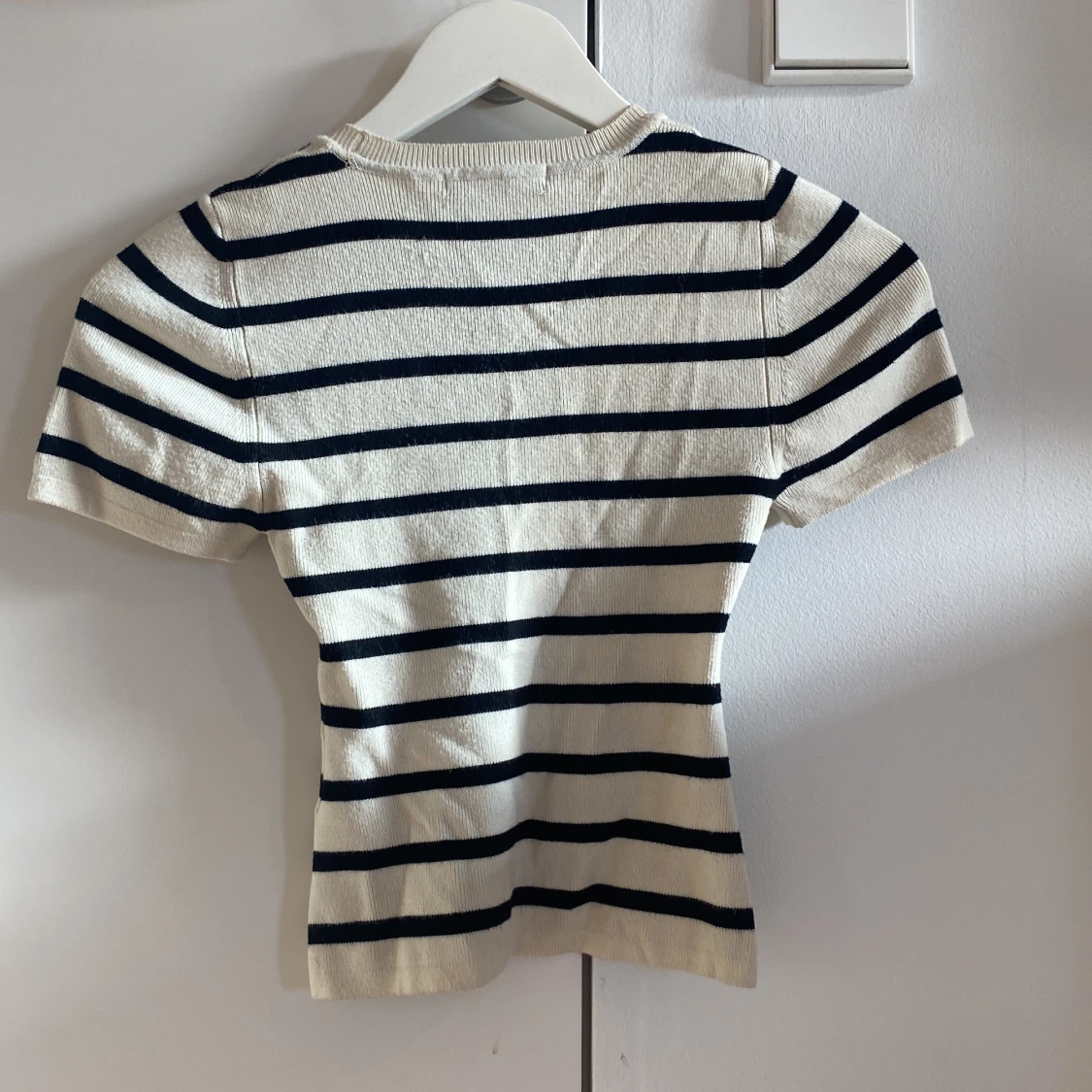 Randig topp från Gina Tricot XS - 1