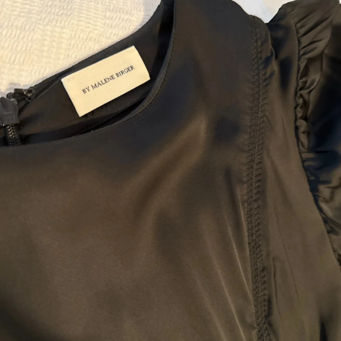 Svart långklänning By Malene Birger - 2