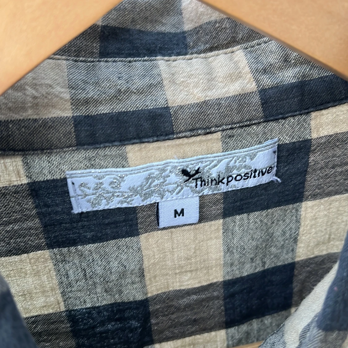 Rutig skjorta från Think Positive M - 2