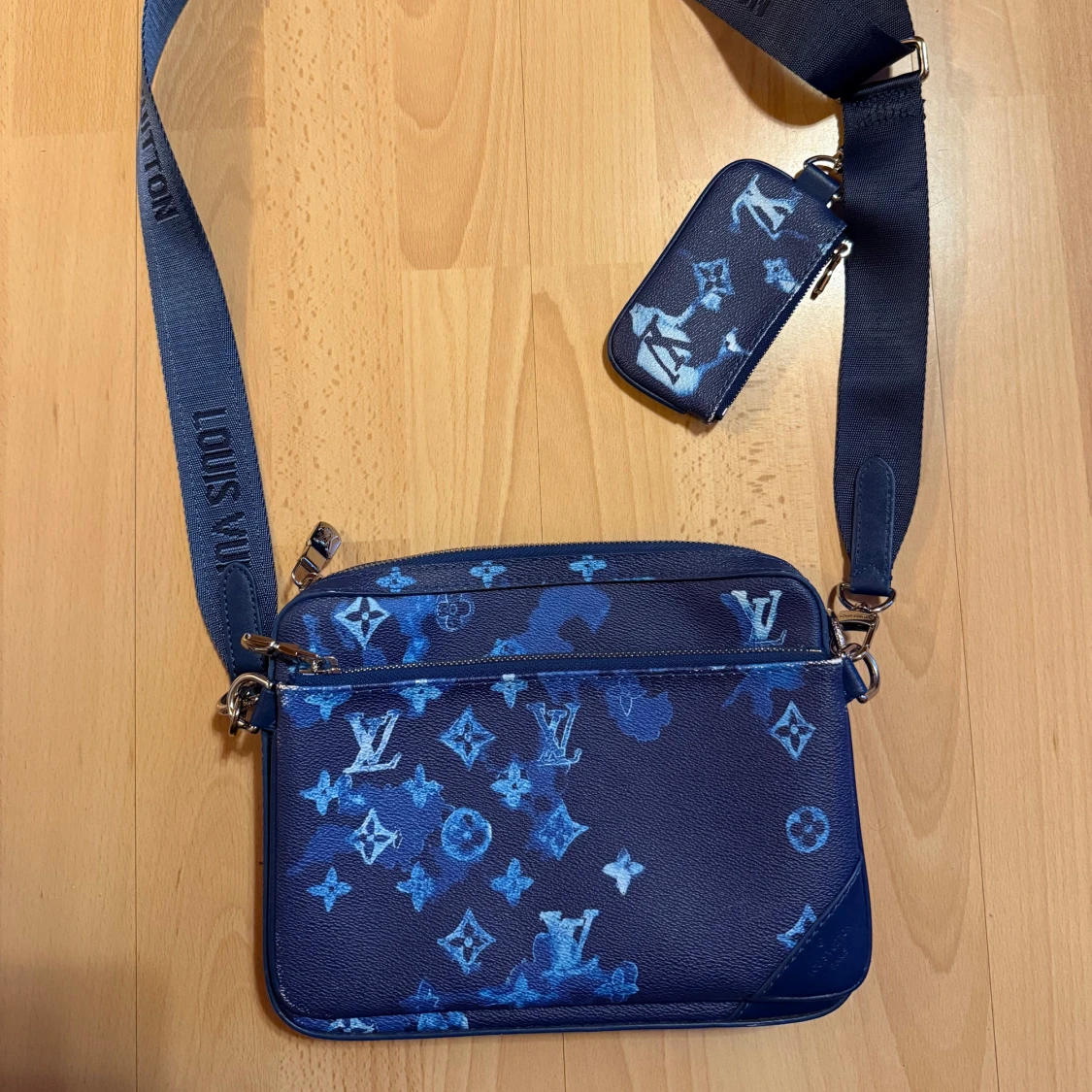 Louisvuitton triobag