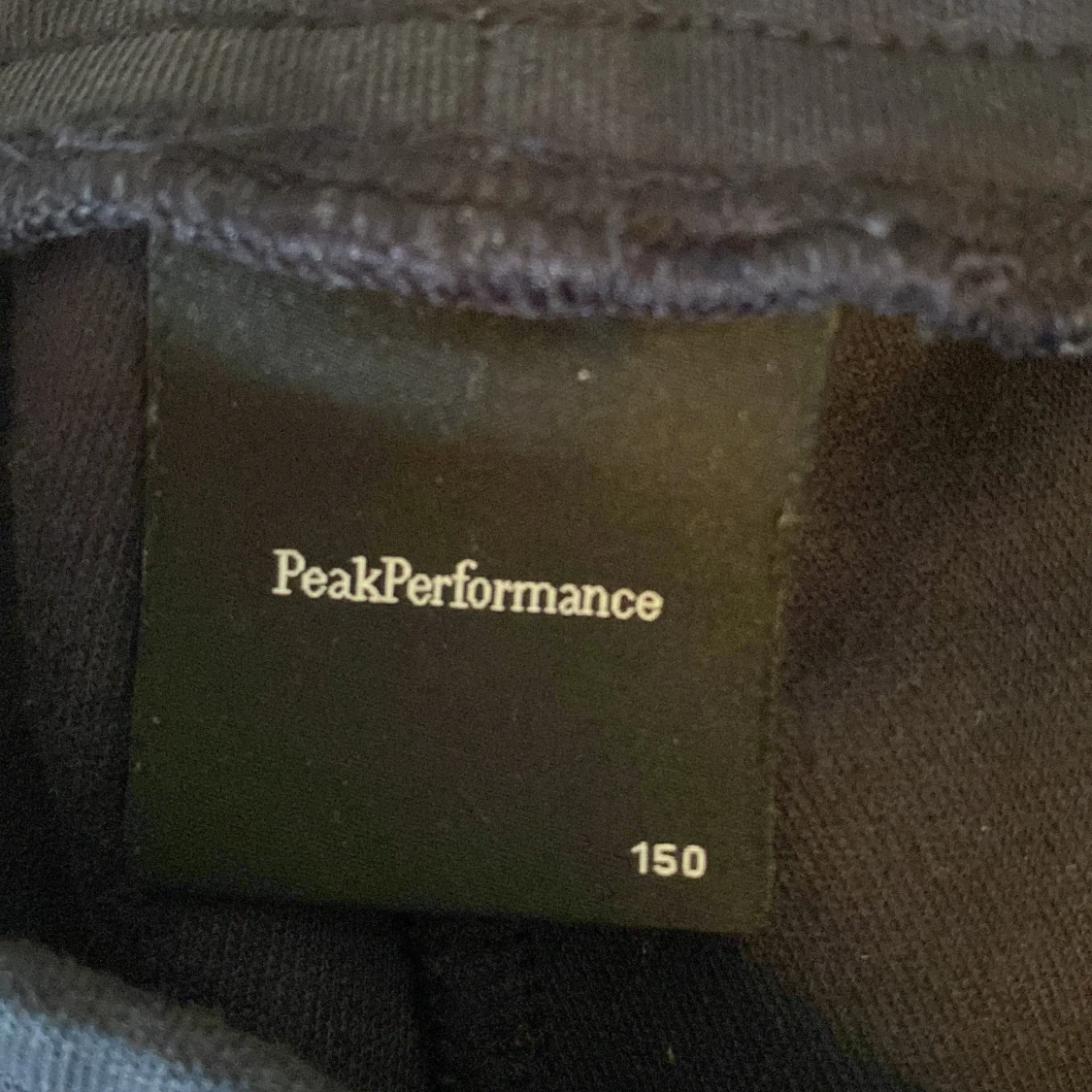 Mörk blåa Peak Performance - 2