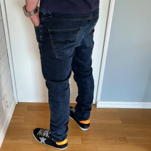 Nudie jeans Lean Dean  - Nudie Jeans | skick 9/10 | Storlek 31/32 | Pris - 499kr | Modellen är ca 178cm lång | Hör av dig vid minsta fråga eller fundering!!