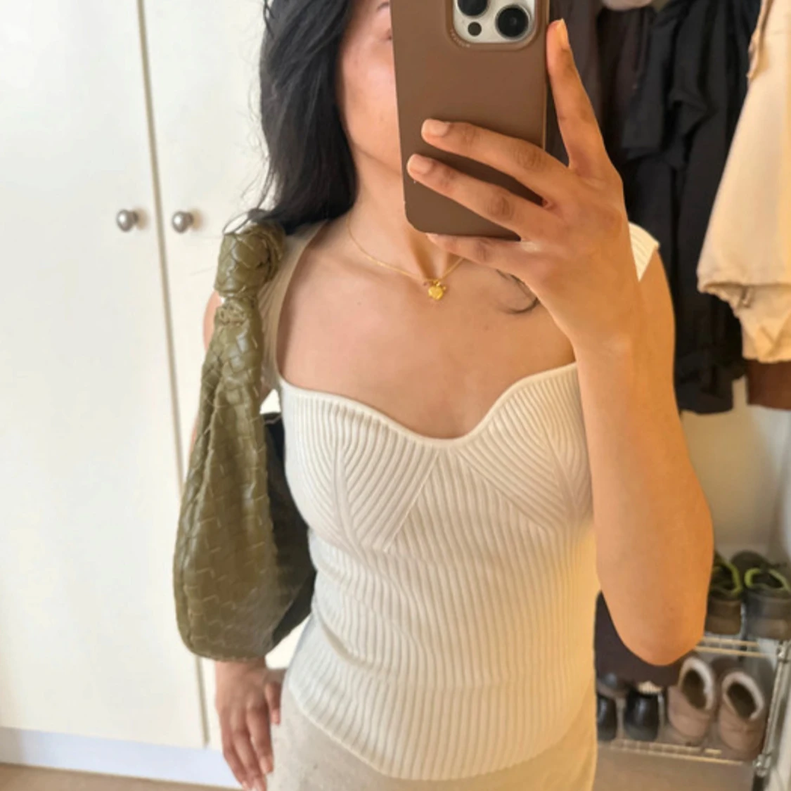 Olivgrön flätad axelväska 💕 - 1