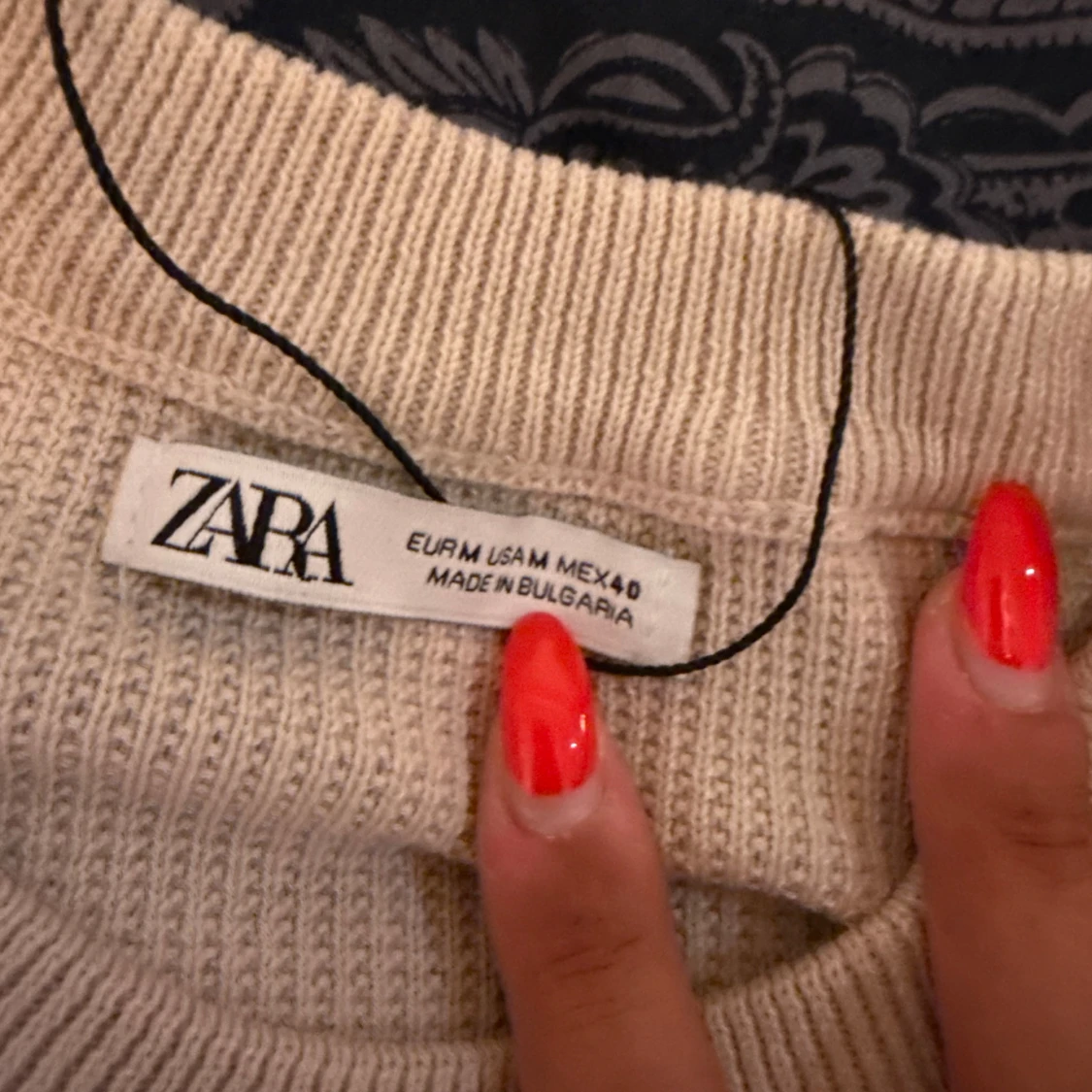 Beige stickad tröja från Zara - 3