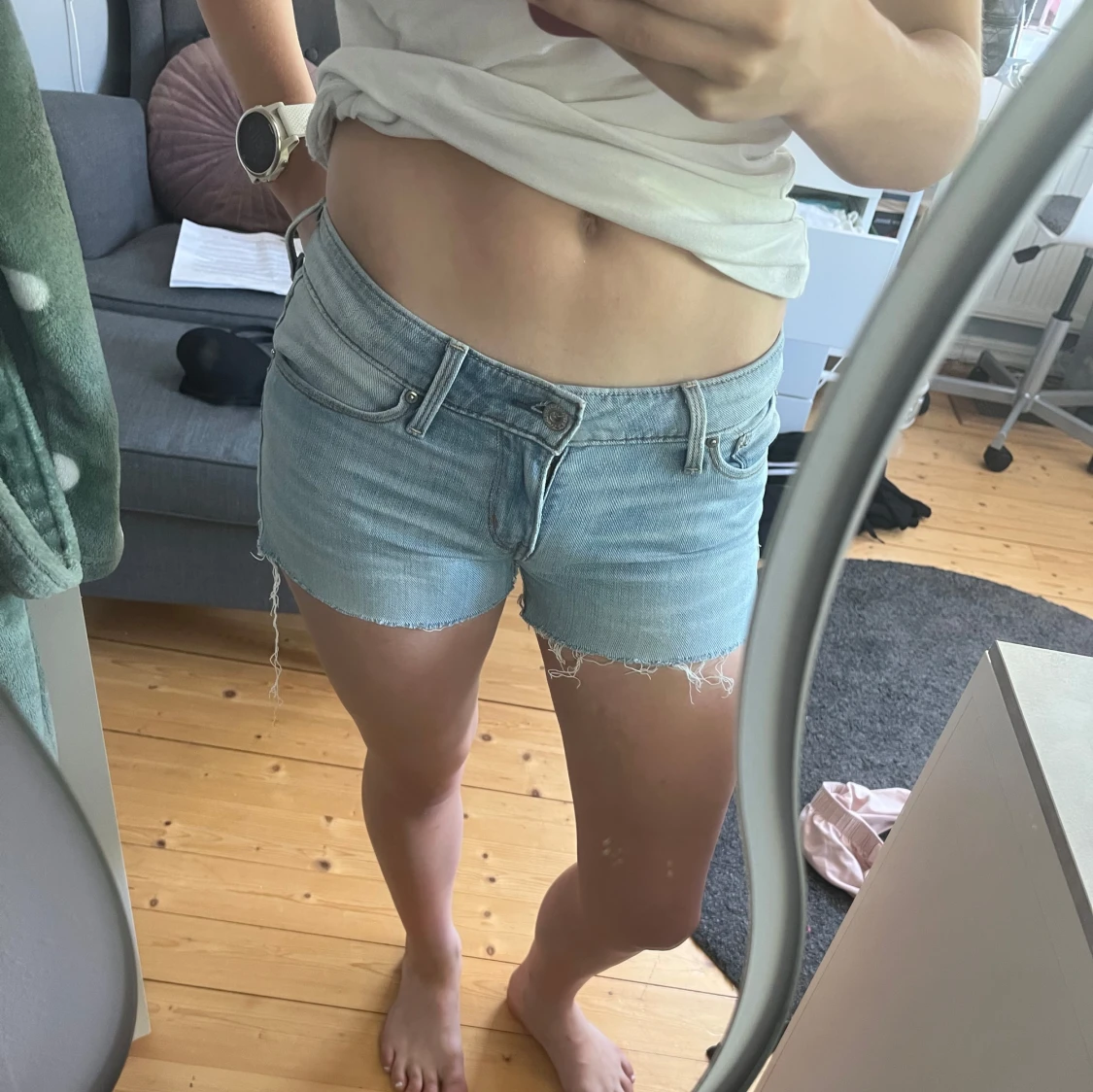  Lågmidjade Levi's jeansshorts - 2