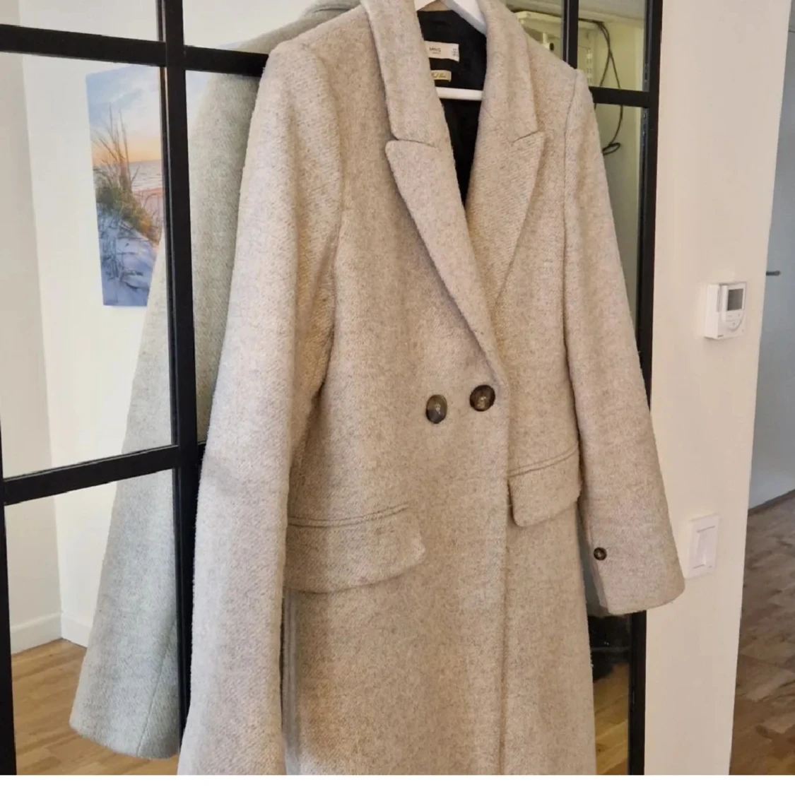 Beige kappa från Mango - 1