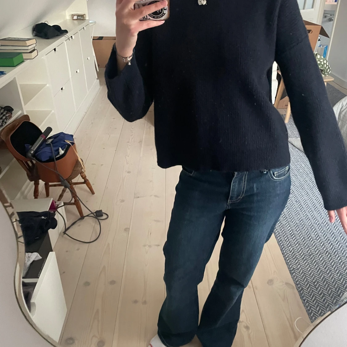 Svart stickad tröja från Filippa K