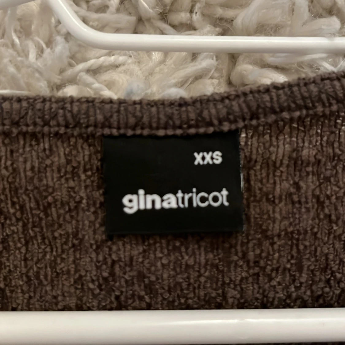 Brun långärmad blus från Gina Tricot - 2