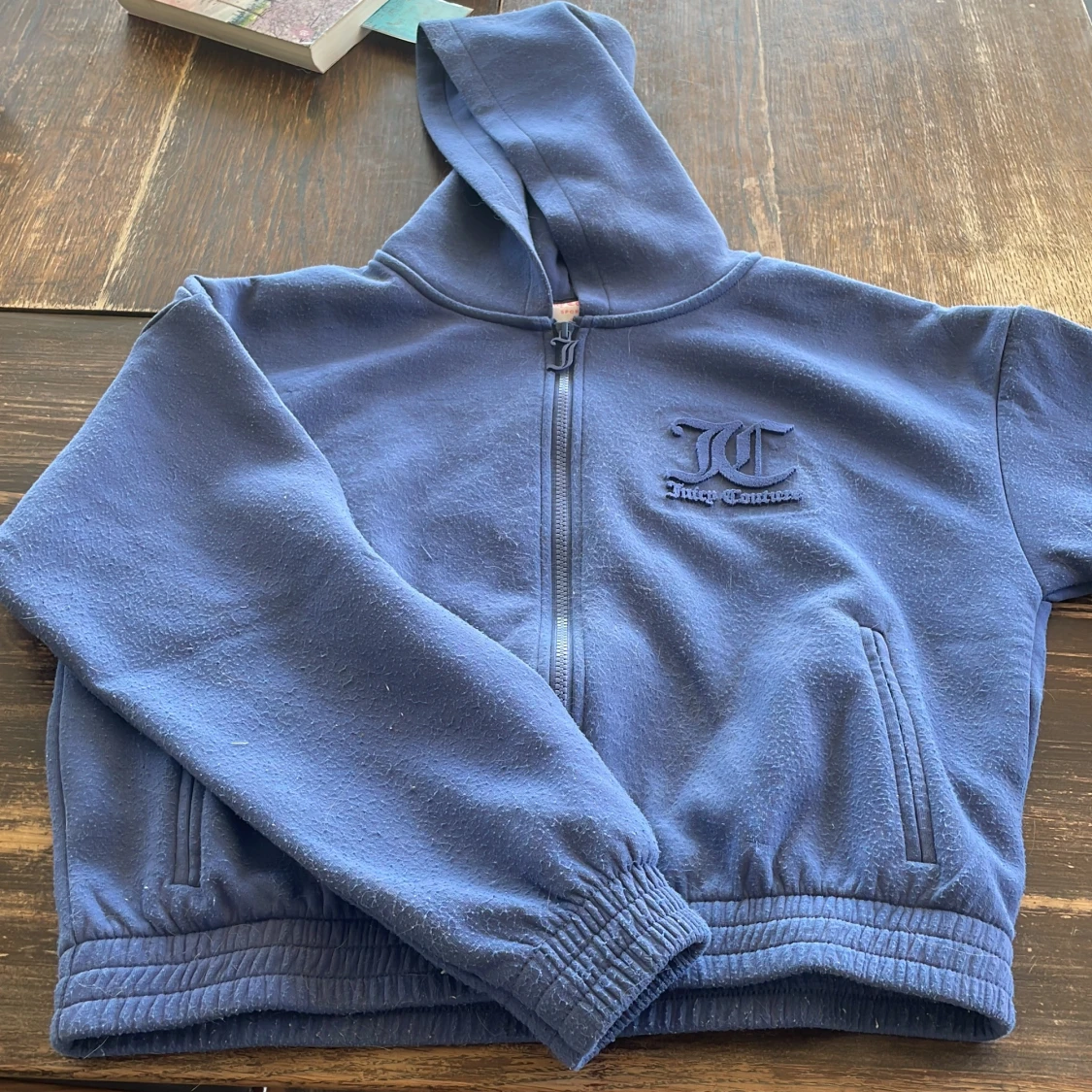 Blå hoodie från Juicy Couture