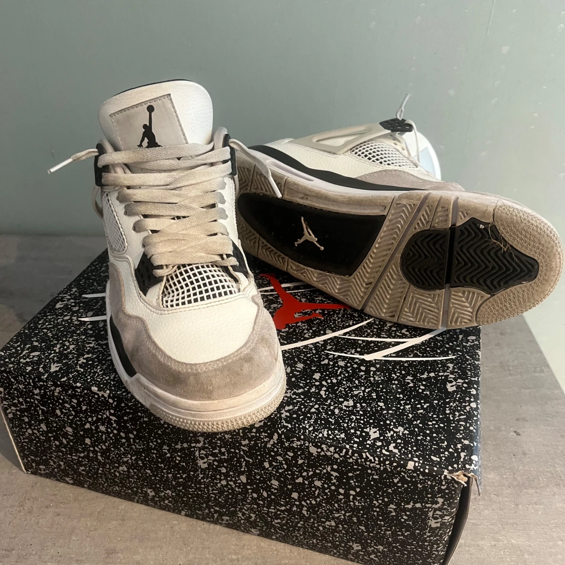 Nike Air Jordan 4 Retro White/Black - 4